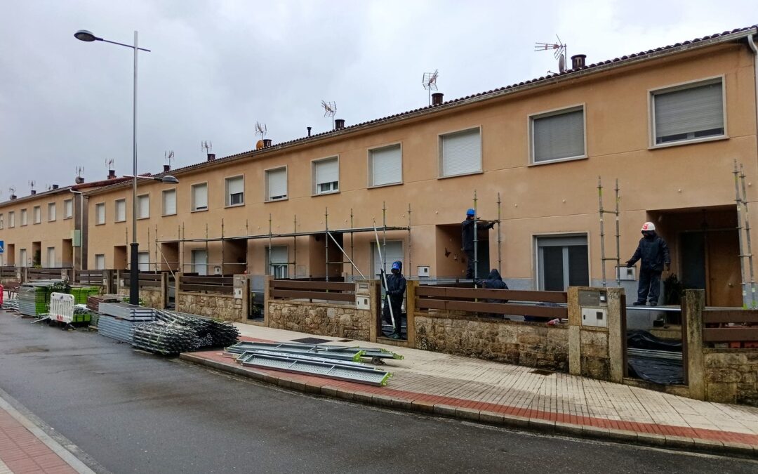 La urbanización de Cerdedo-Cotobade donde estamos realizando una mejora de la envolvente.
